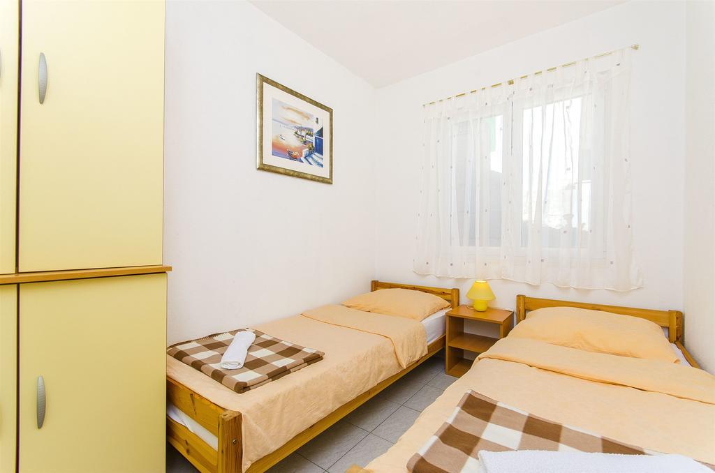 Apartment Antonio Bogomolje Exteriér fotografie